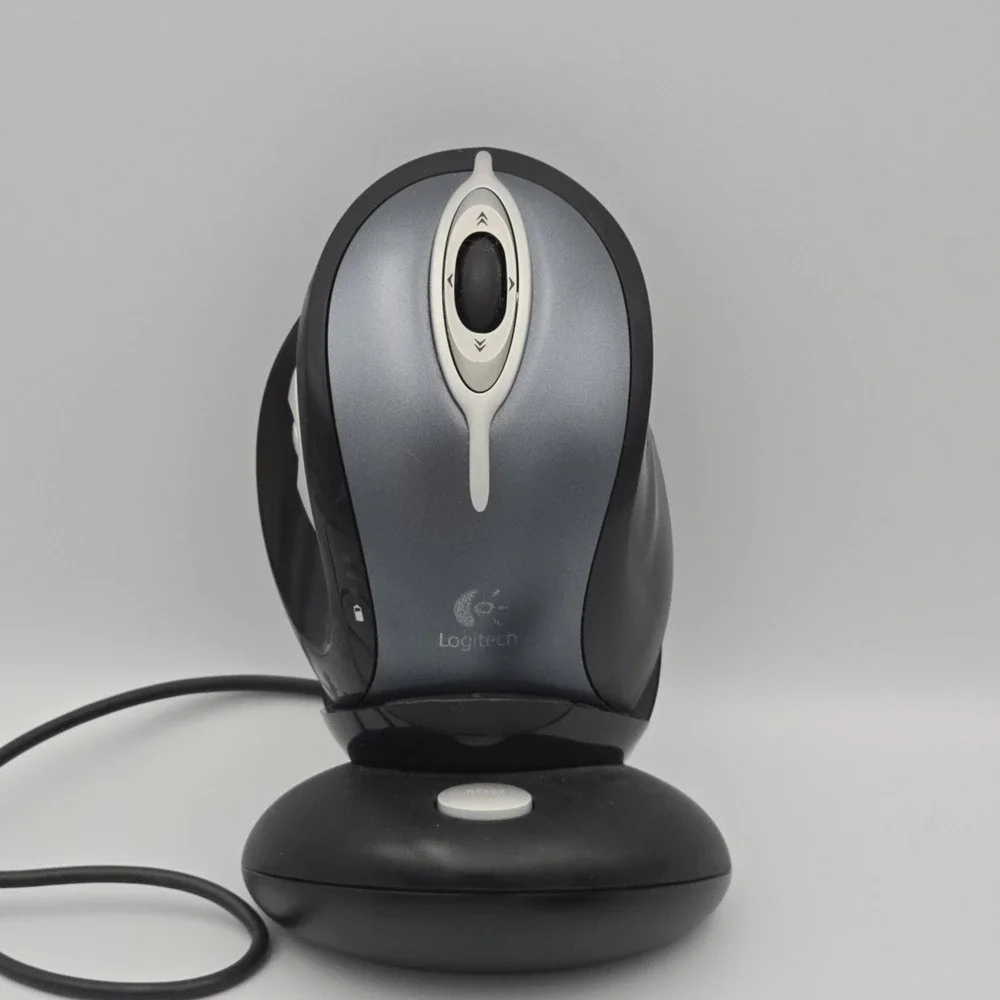 Logitech MX Laser M-RAG97 Black & Gray Wireless Mouse w/ Dock Charger &A dapter